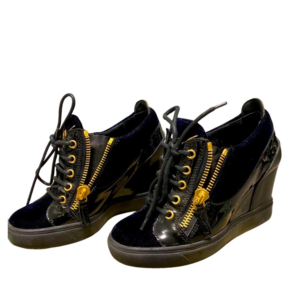 Giuseppe Zanotti wedge sneakers with velvet finish 6US or 36 European size